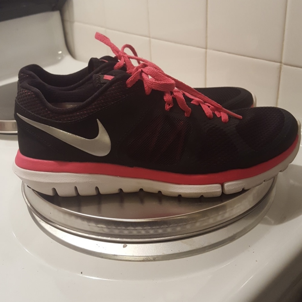 Womens sneakers